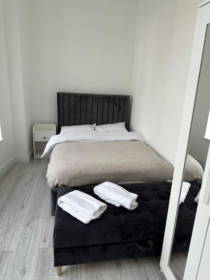 The Walworth Retreat- Cozy Flats In London Apartamento Exterior foto